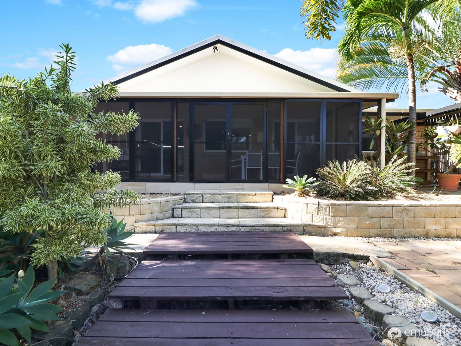 89 Fountain Street, Emu Park > Emu Park Real Estate