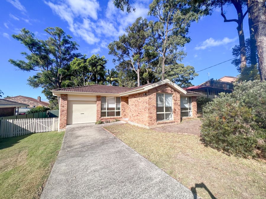 8 Seaview Street, Diamond Beach > Andrews Gardner Real Estate