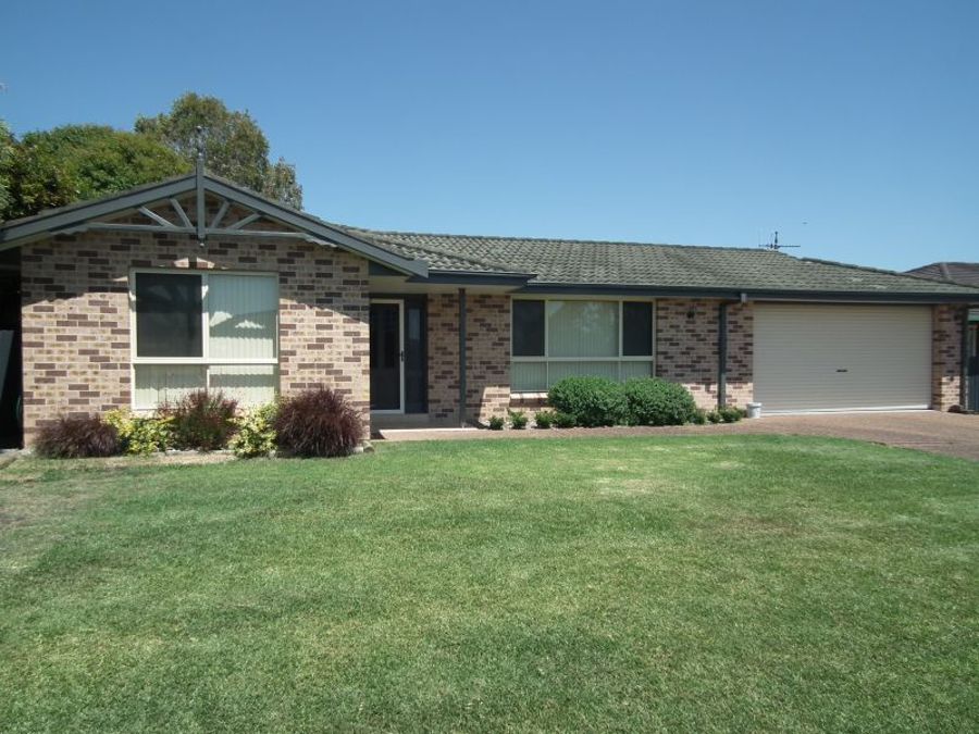 21 Seaview Street, Diamond Beach > Andrews Gardner Real Estate