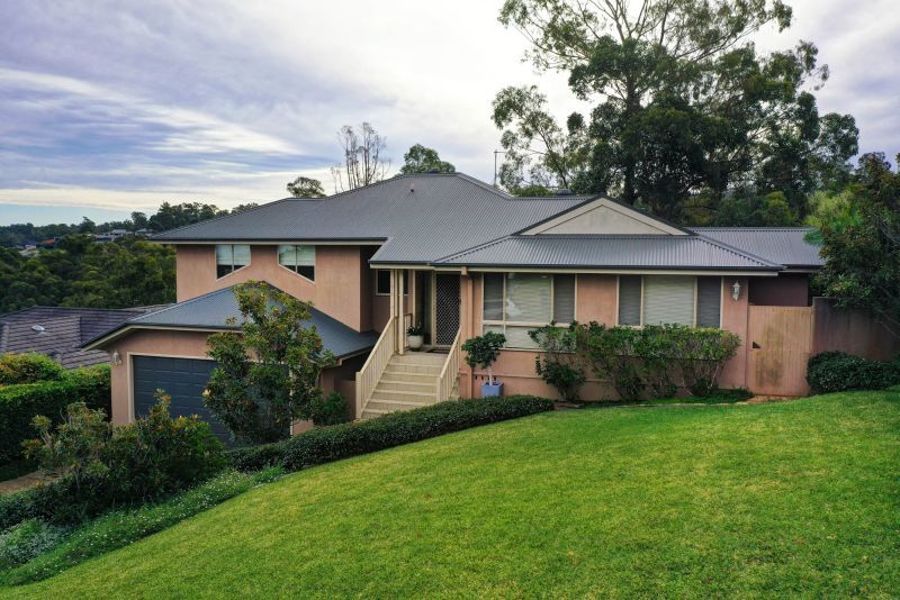 34 Hilltop Parkway, Tallwoods Village > Andrews Gardner Real Estate