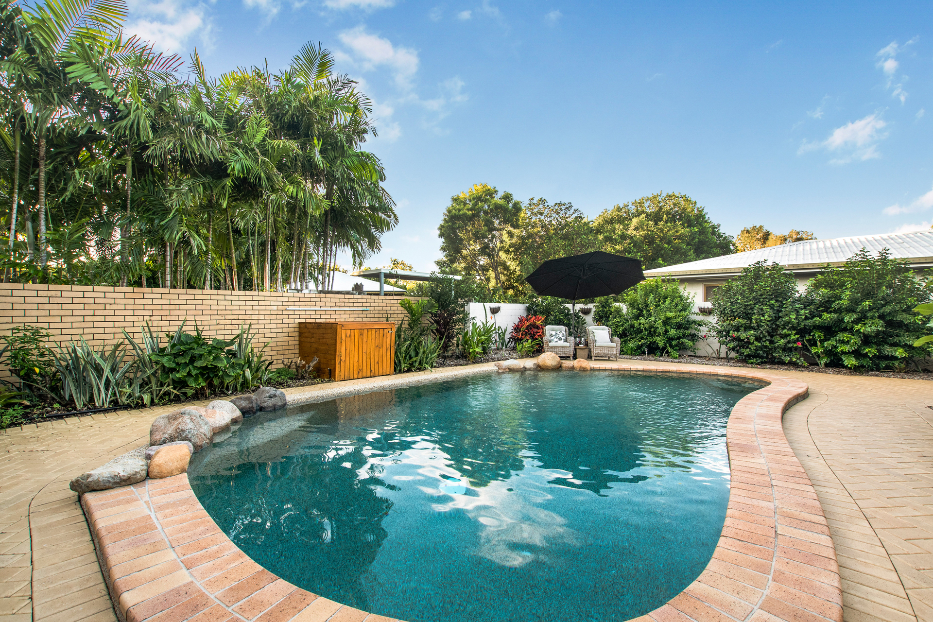 Real Estate in Annandale