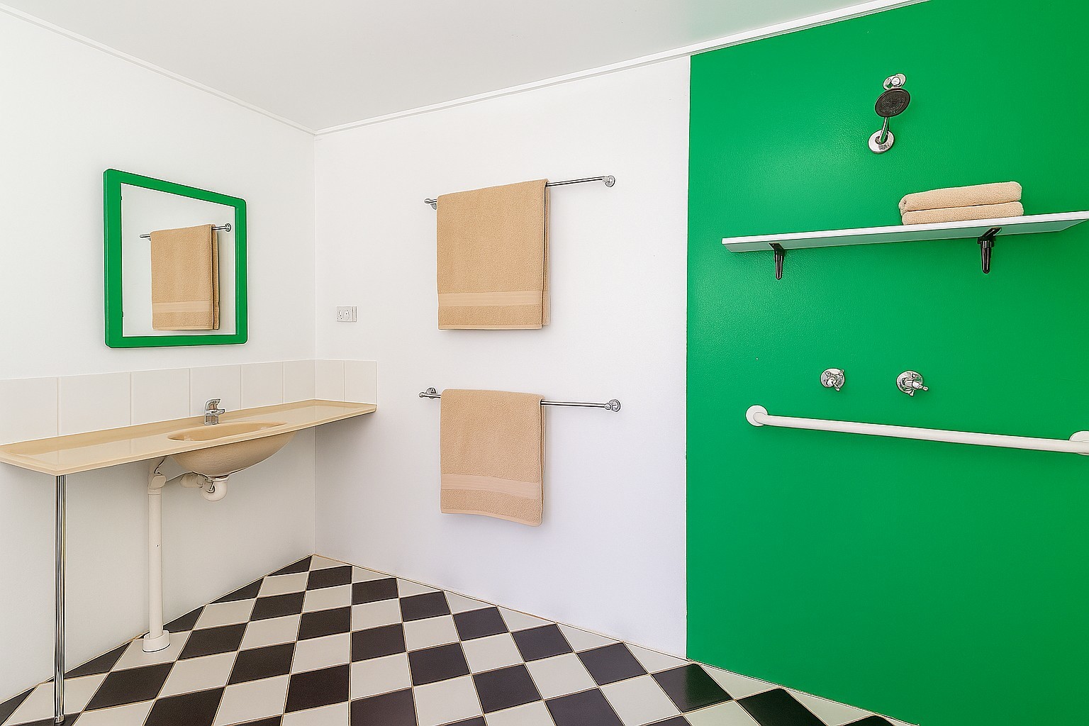 Real Estate in Picnic Bay