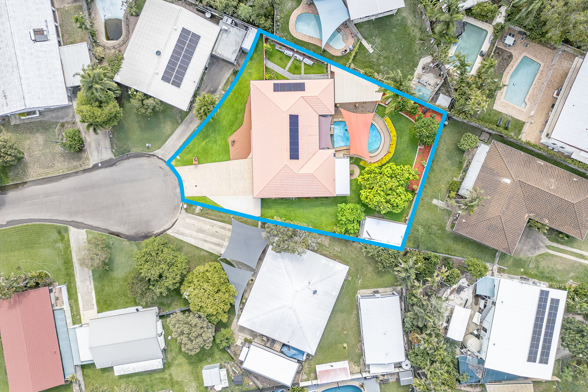 Real Estate in Annandale