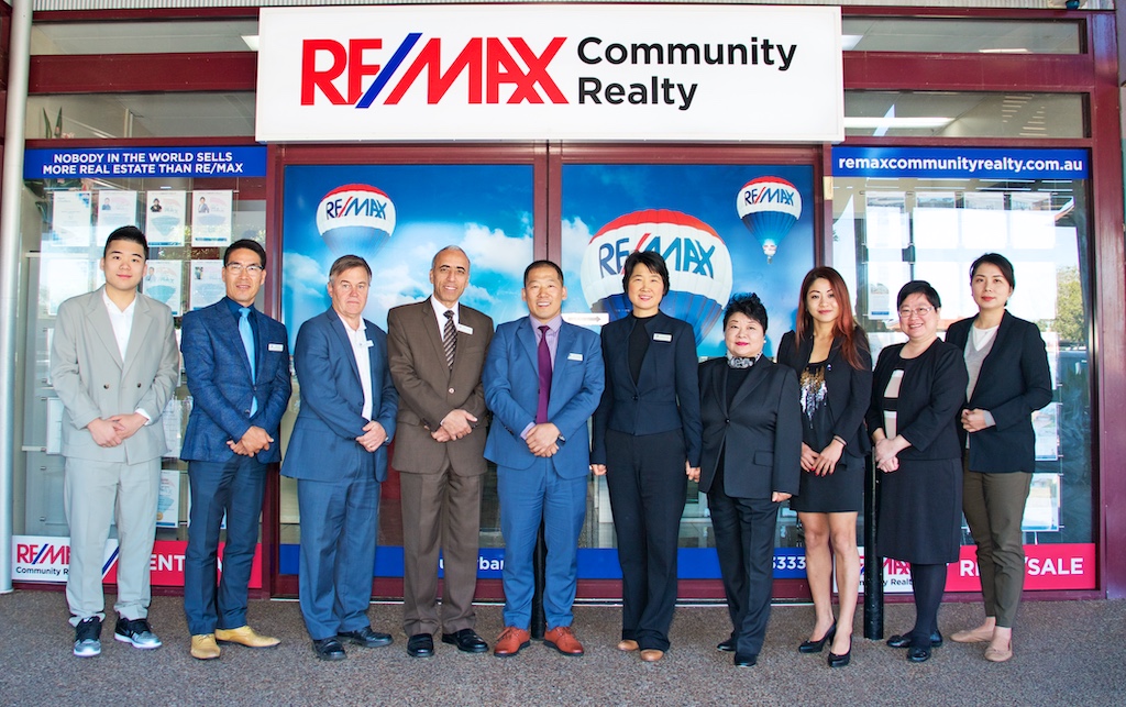 RE/MAX Community Realty > Home