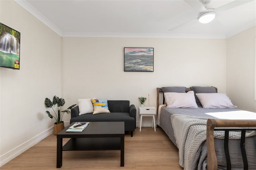 Property in Cannon Hill - $420 per week
