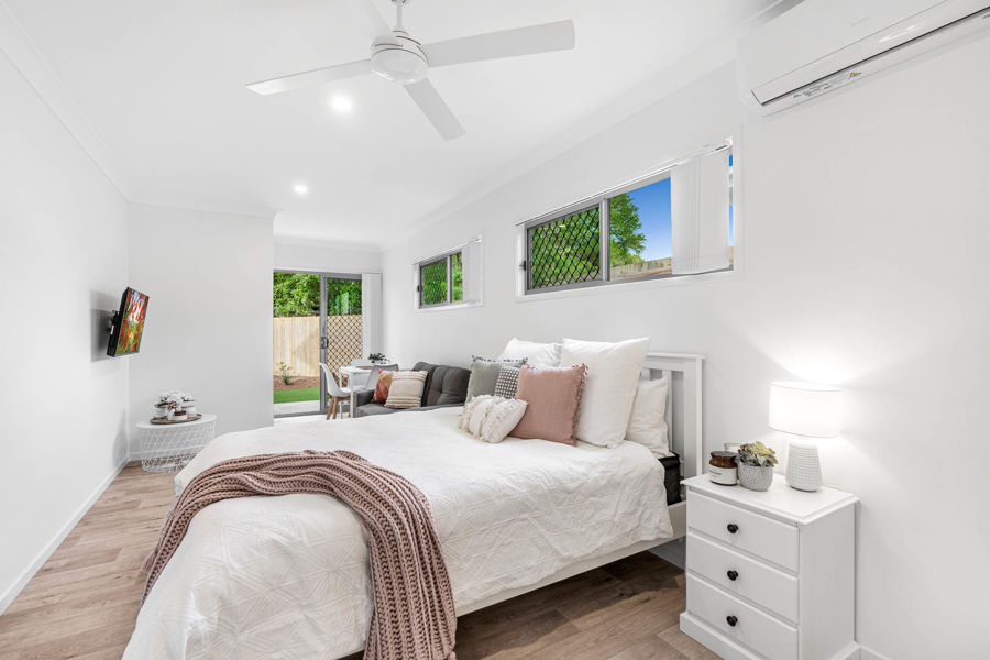 Property in Coopers Plains - $420 per week