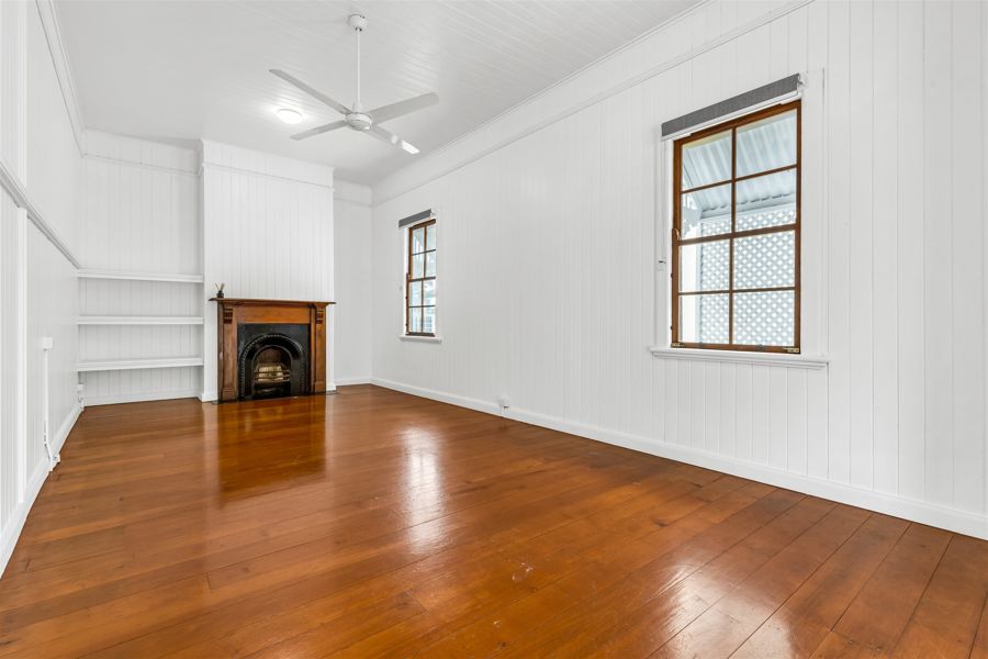 Property in East Brisbane - $820 per week