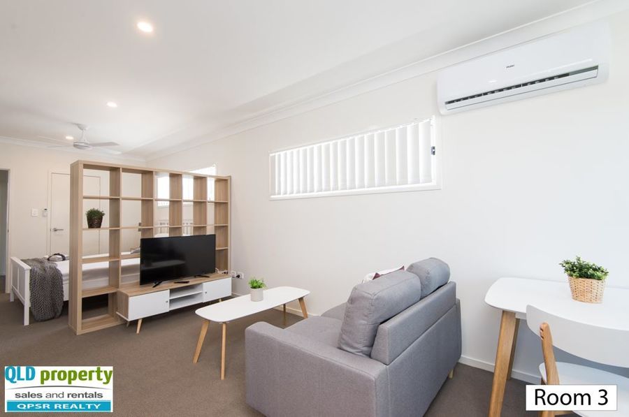 Property in Lota - $425 per week 