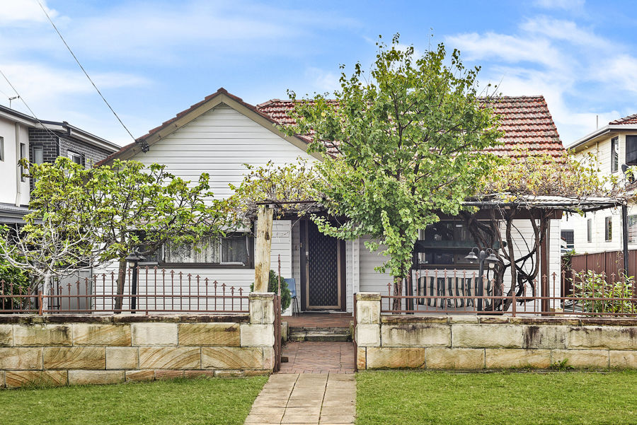 51 Yeend Street, Merrylands > Harmony Homes Real Estate