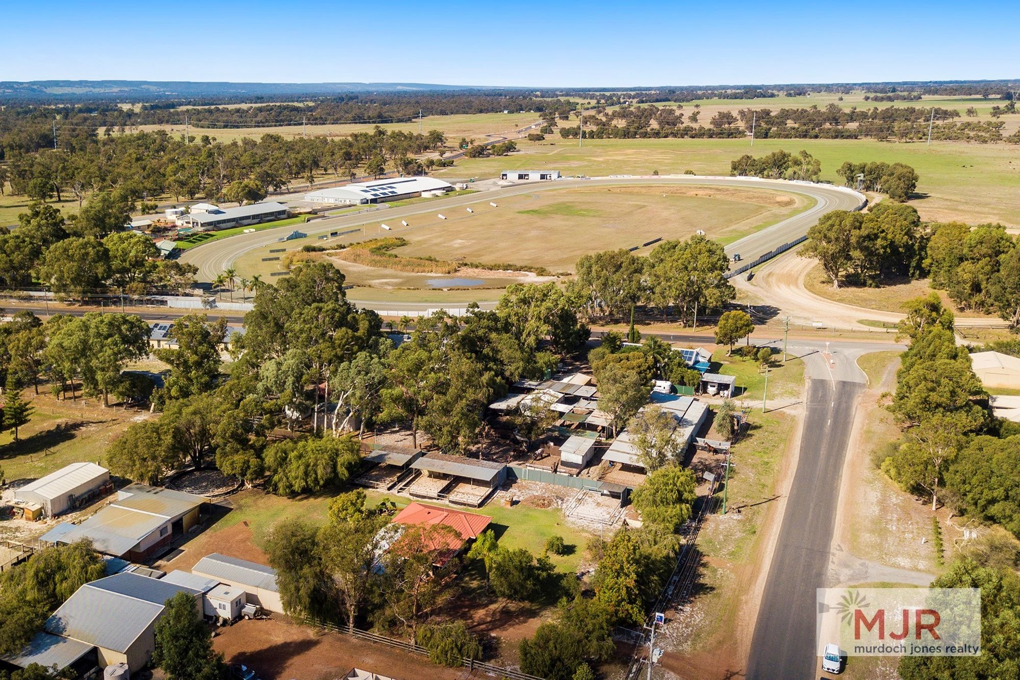 117 Hampton Road, Pinjarra > Murdoch Jones Realty