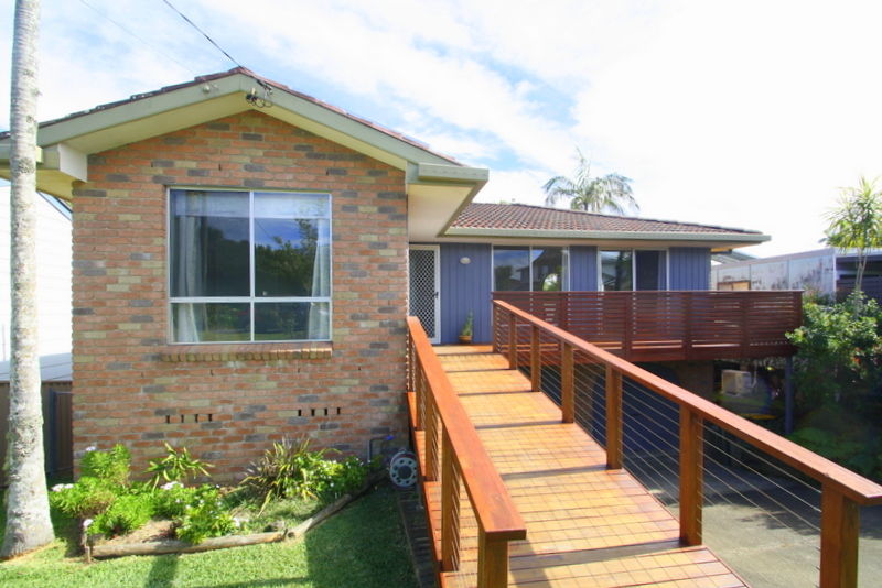 Property in Sandy Beach - Leased