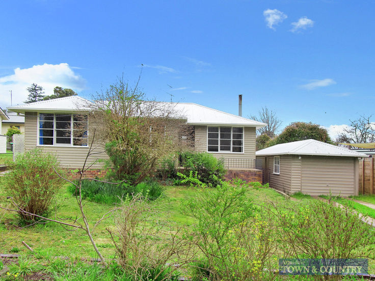 85 Kentucky Street, Armidale > Armidale Town & Country Real Estate