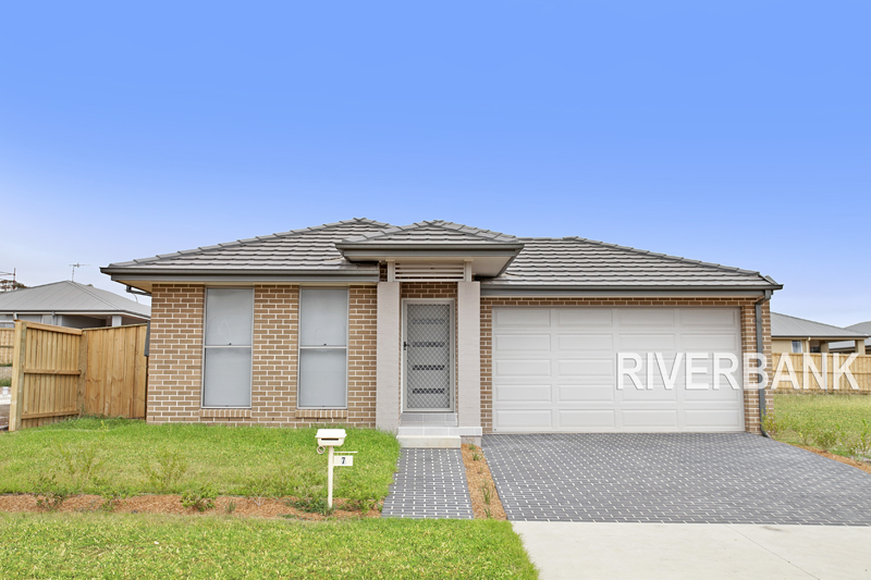 7 Albion Crescent, Glenfield > Riverbank Real Estate