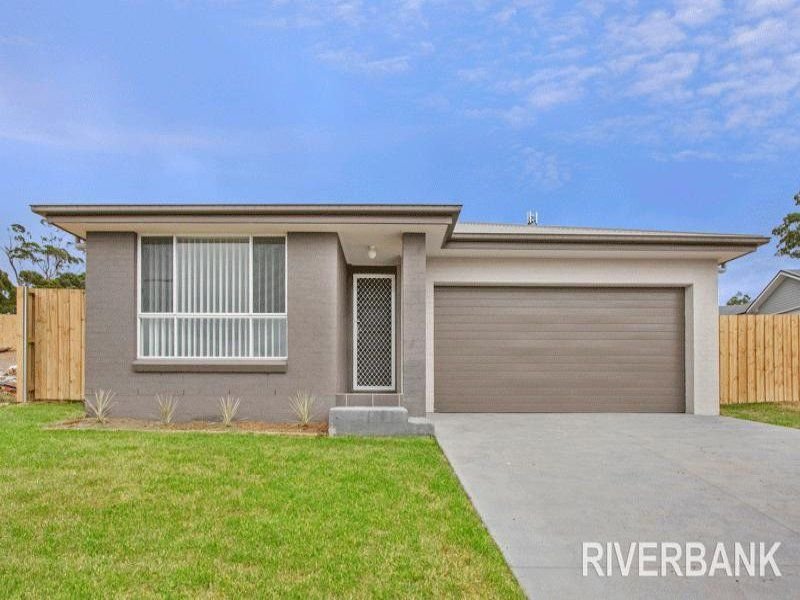 13 Teasdale Close, Elderslie > Riverbank Real Estate