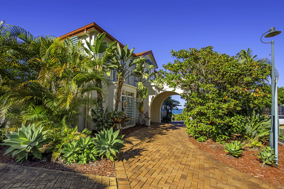 Townhouse 56/94 Solitary Islands Way, Sapphire Beach, Coffs Harbour > Real Estate Of Distinction