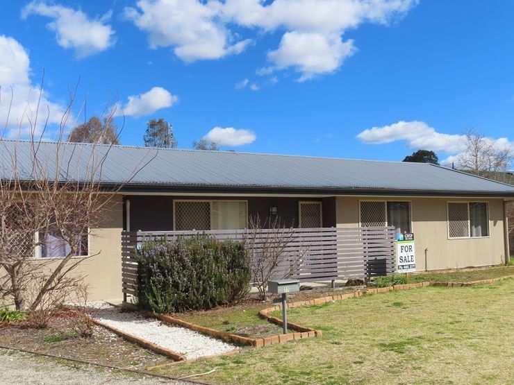 77 Rich Street, Stanthorpe > Crisp Real Estate