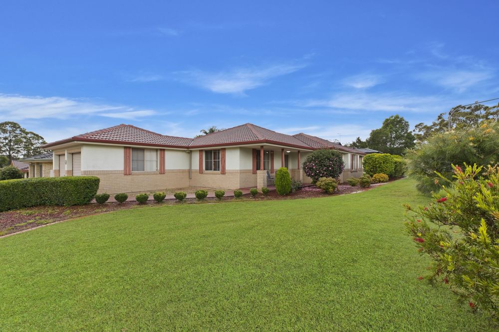 12 Bancroft Close, Blue Haven > Capital One Real Estate