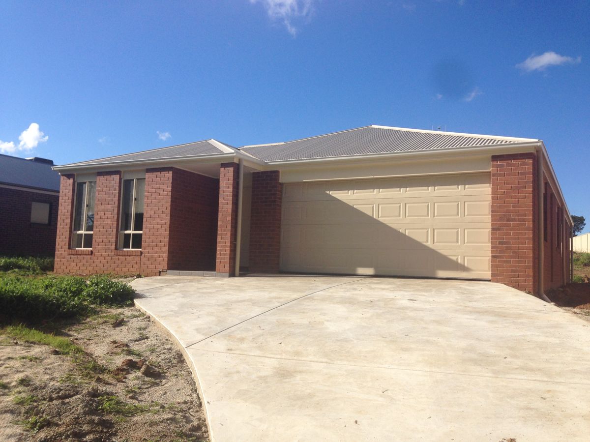 20 O'Shea Street, Lavington > Wood Real Estate