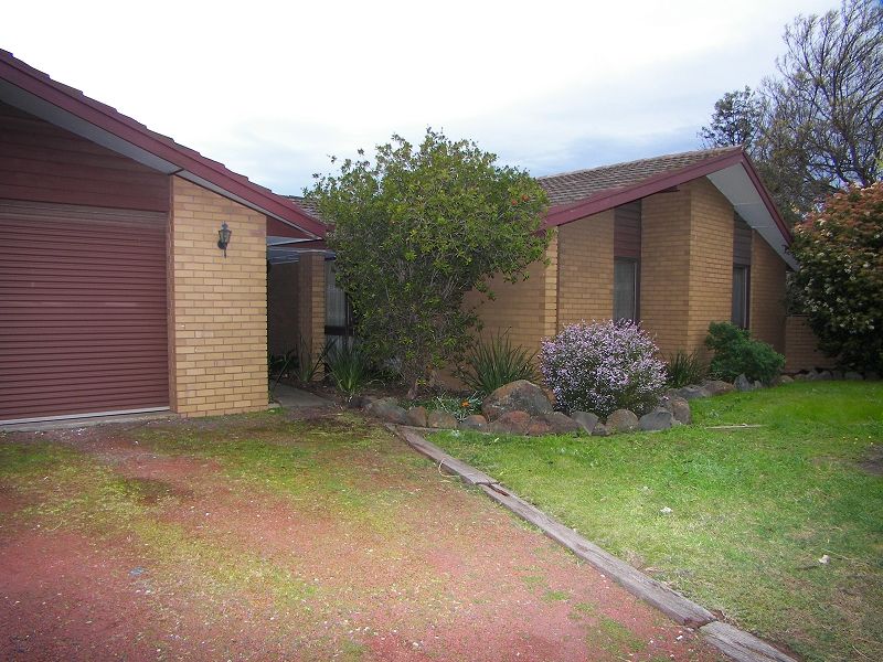 6 Kingsley Place, Melton West > Atlas Realty Melton