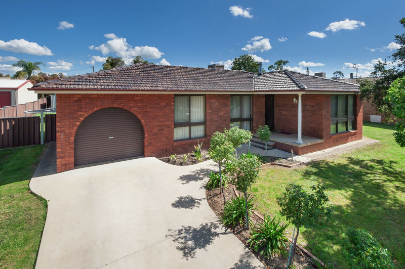 11 Harrier Parade, Tamworth > Burke & Smyth Real Estate