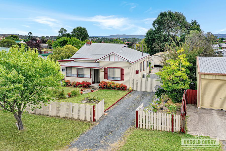 48 Clive Street, Tenterfield > Harold Curry