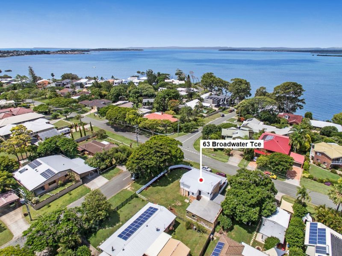 63 Broadwater Terrace, Redland Bay > RE/MAX Bayside Properties