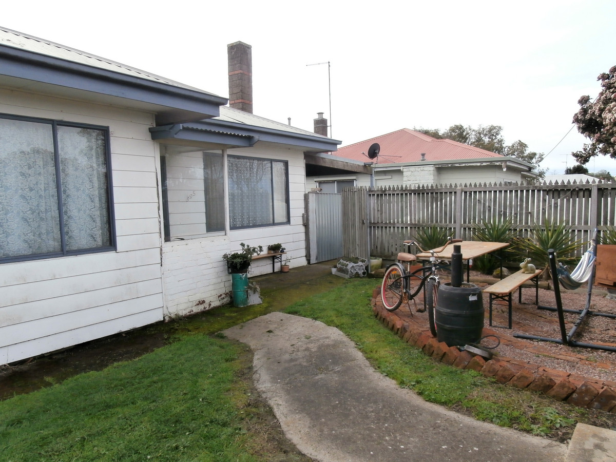 395 Murray Street, Colac > Charles Stewart Colac