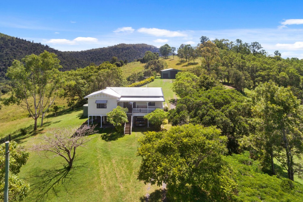 106 East Diggings Road, Glastonbury