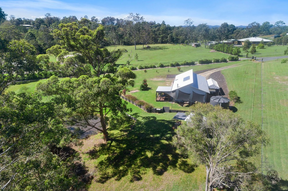 72 Belvedere Road, Veteran