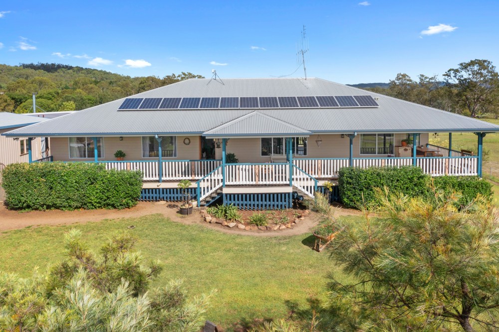 15 Kitt Crescent, Kilkivan