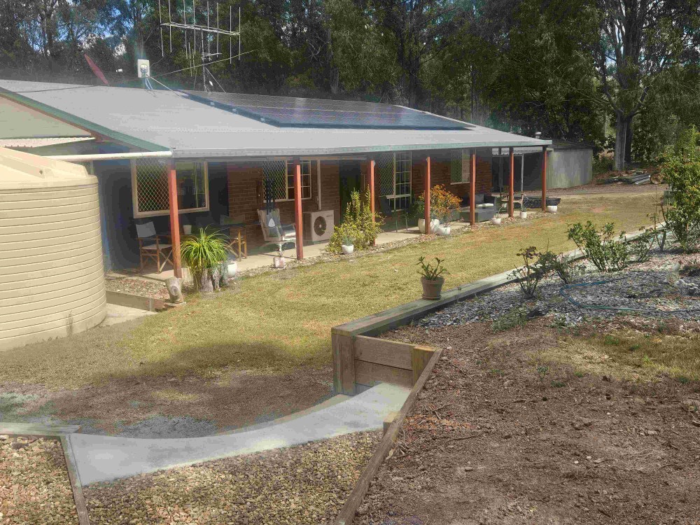 102 Cliff Jones Road, Curra