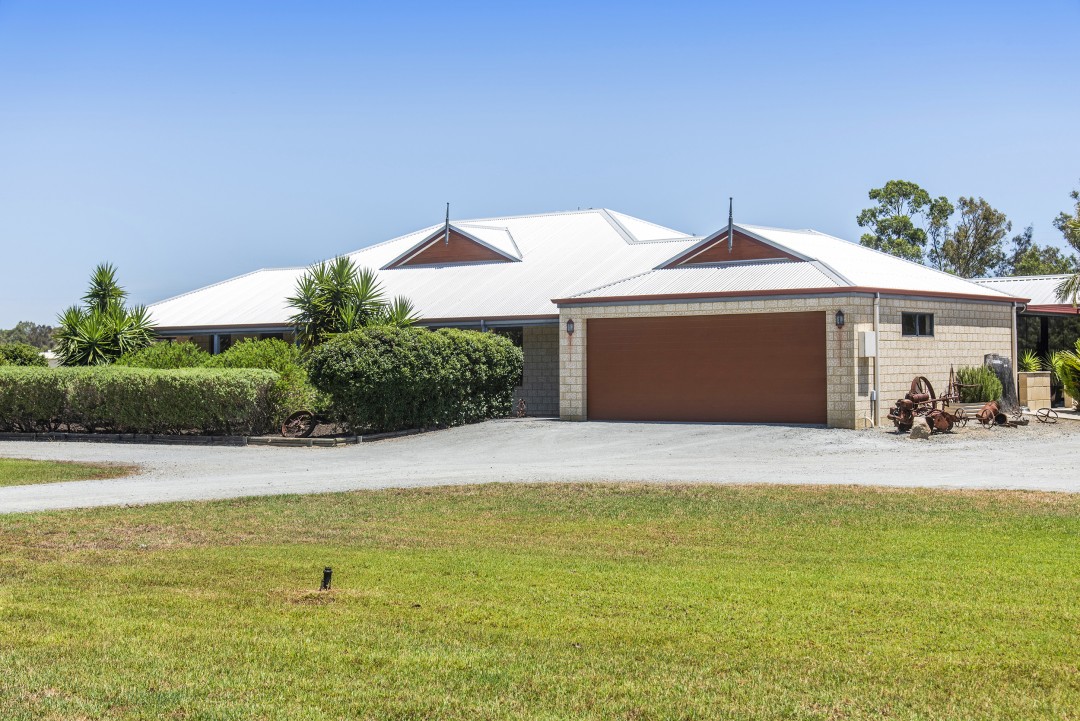 53 Northerly Lane, Oakford > Murdoch Jones Realty