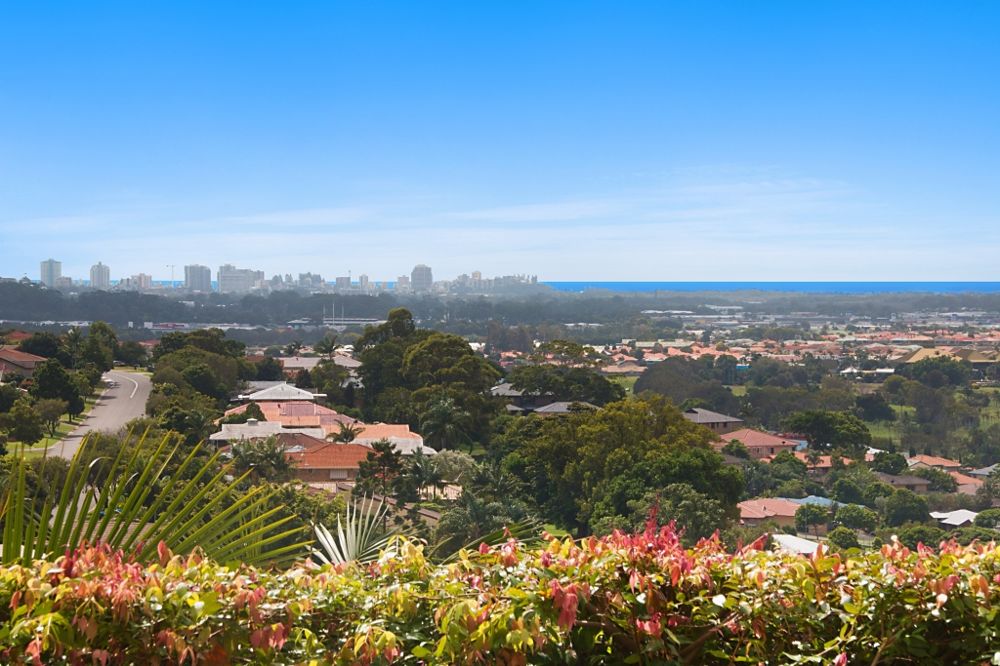 15 Stonehaven Way, Banora Point > RBR Property Consultants