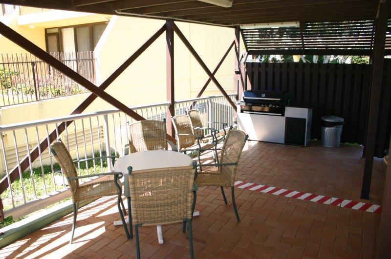 180 Marine Parade, Rainbow Bay > RBR Property Consultants