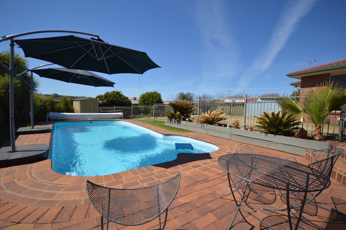 Image 2 - Pool 