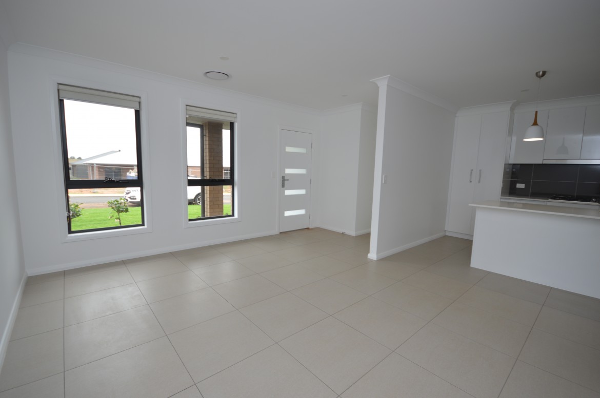 Image 3 - Dubbo real estate Leased