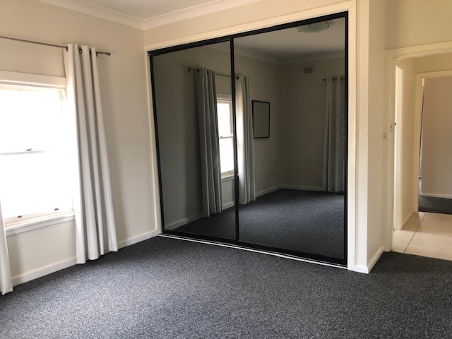 Image 4 - Real Estate in Brocklehurst