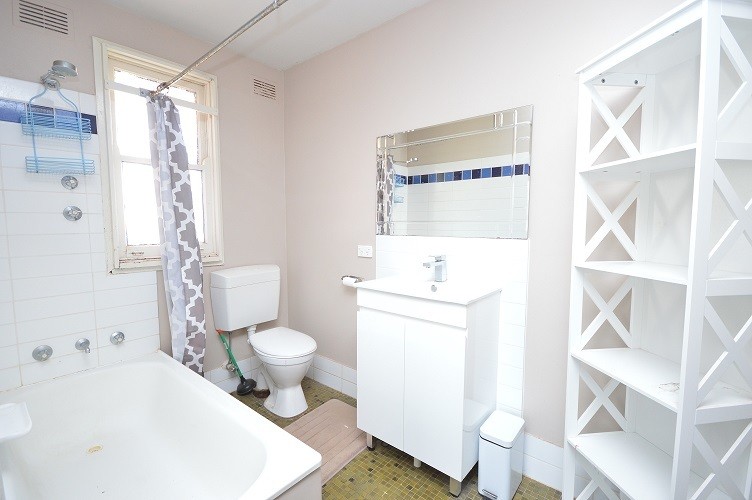 Image 4 - Real Estate in Dubbo