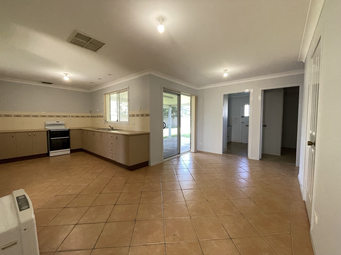 Image 3 - Dubbo real estate For Sale