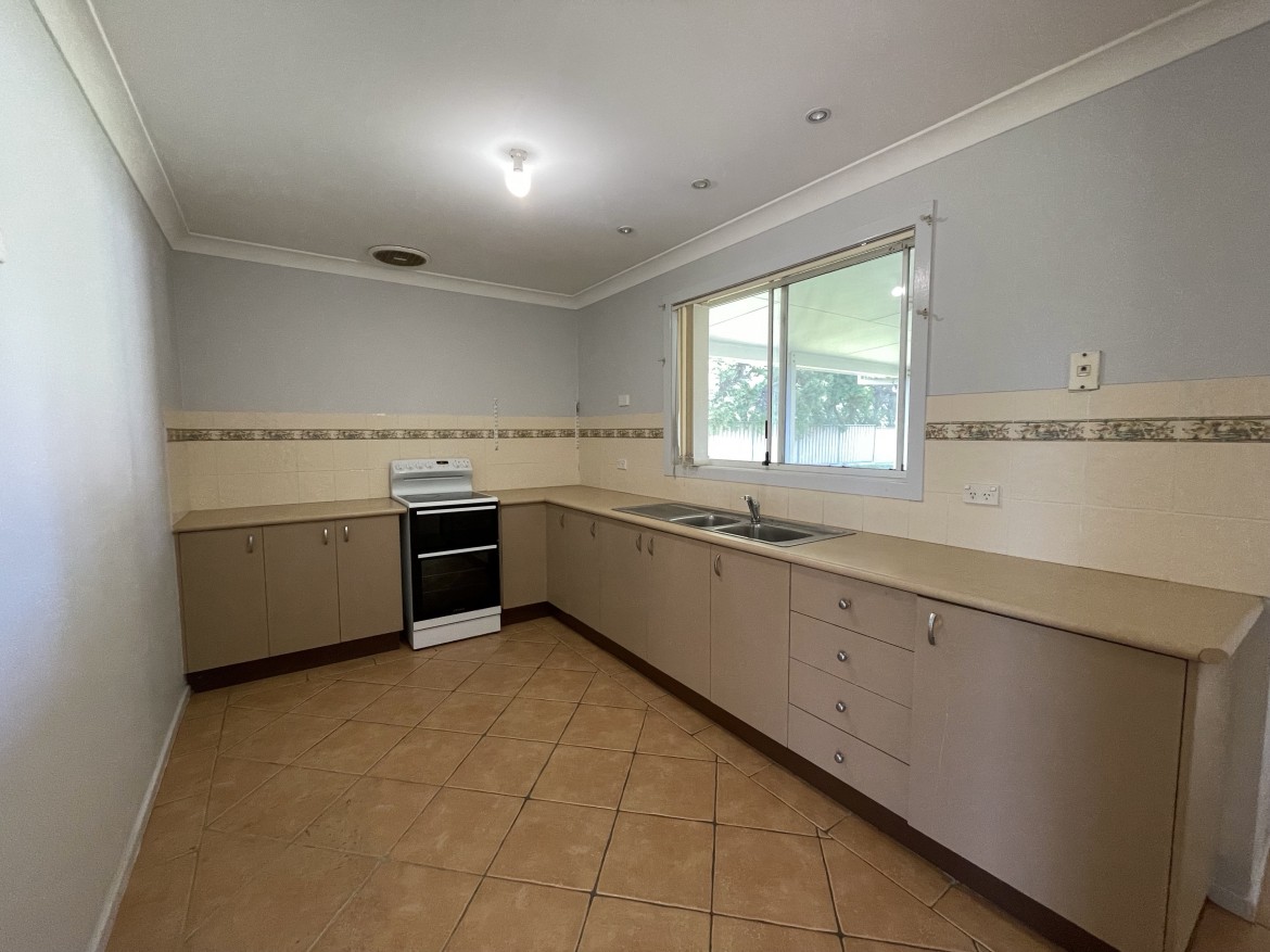Image 4 - Real Estate in Dubbo