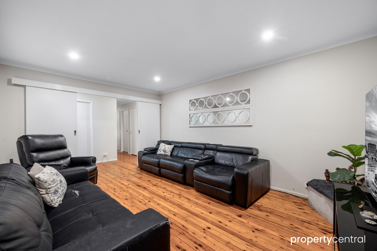 218 York Road, South Penrith, South Penrith - Thumbnail 4