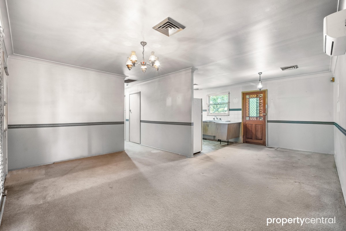 21 Fairways Avenue, Leonay, Leonay - Thumbnail 6