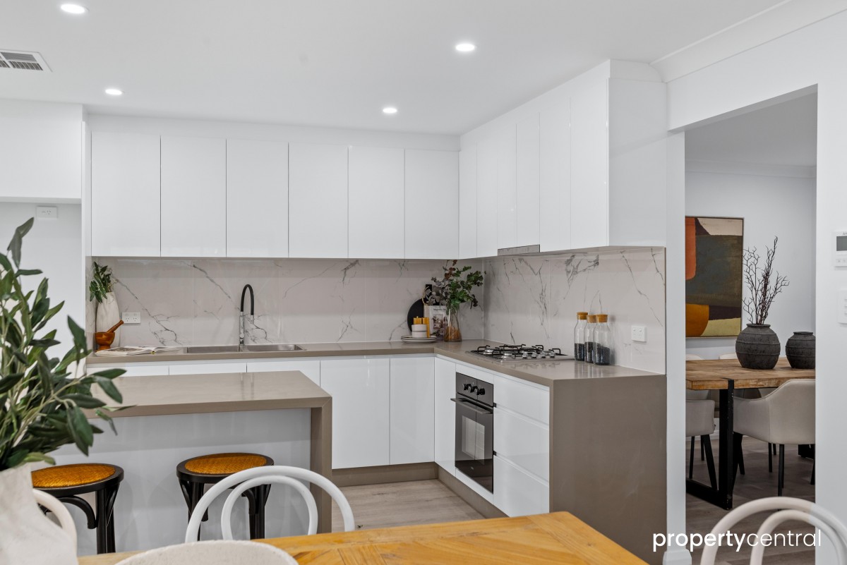 15 Ridgetop Drive, Glenmore Park, Glenmore Park - Thumbnail 6