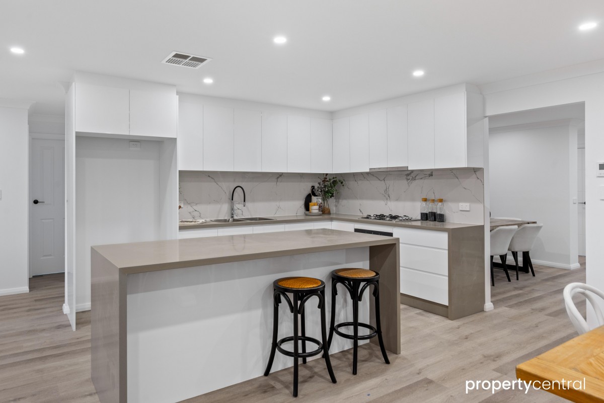 15 Ridgetop Drive, Glenmore Park, Glenmore Park - Thumbnail 7