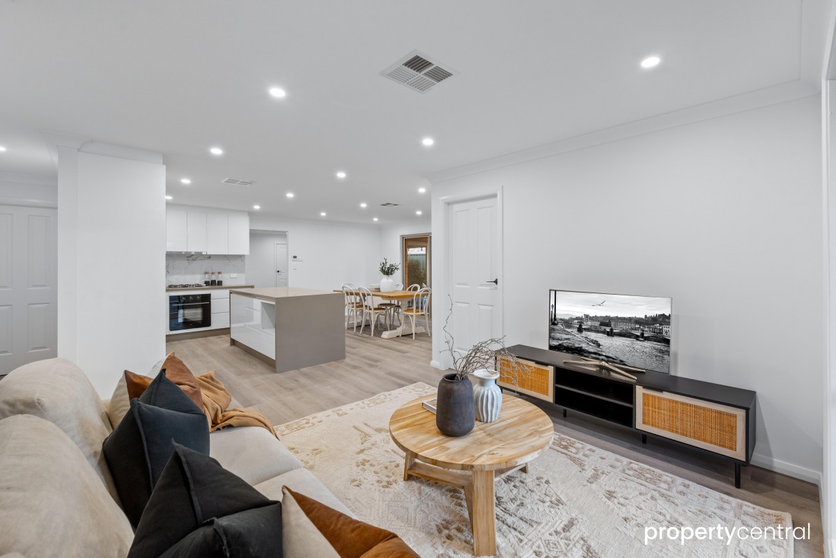 15 Ridgetop Drive, Glenmore Park, Glenmore Park - Thumbnail 8