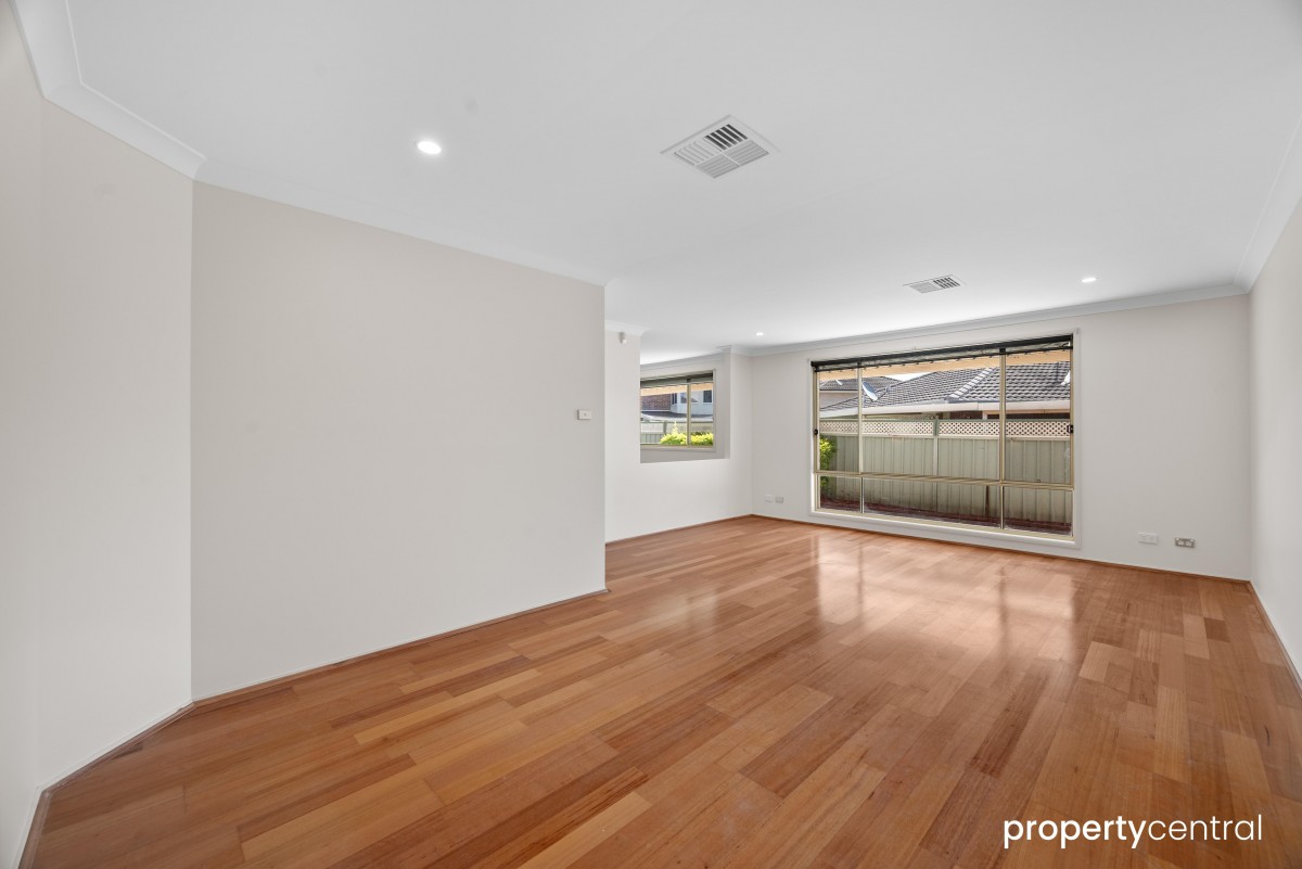 7 Narran Place, Glenmore Park, Glenmore Park - Thumbnail 4
