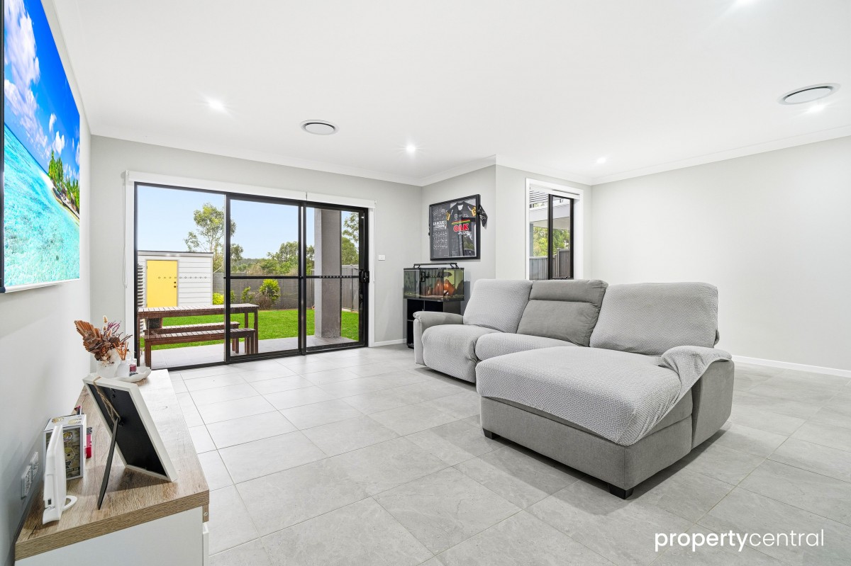 43 Bungendore Street, Jordan Springs, Jordan Springs - Thumbnail 3