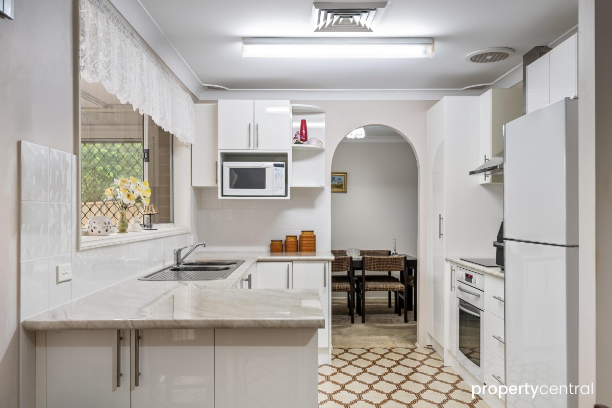 187 York Road, South Penrith, South Penrith - Thumbnail 4