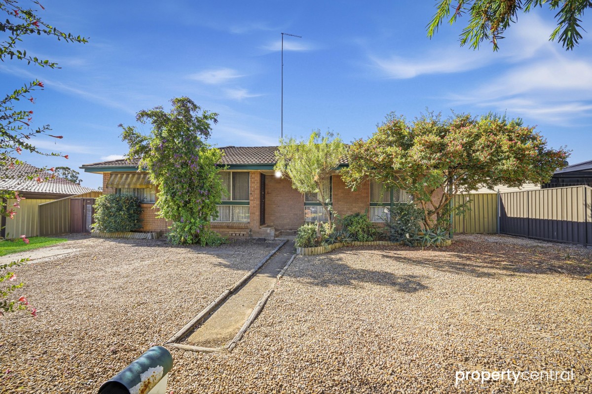 15 Gadara Drive, South Penrith, South Penrith - Thumbnail 2