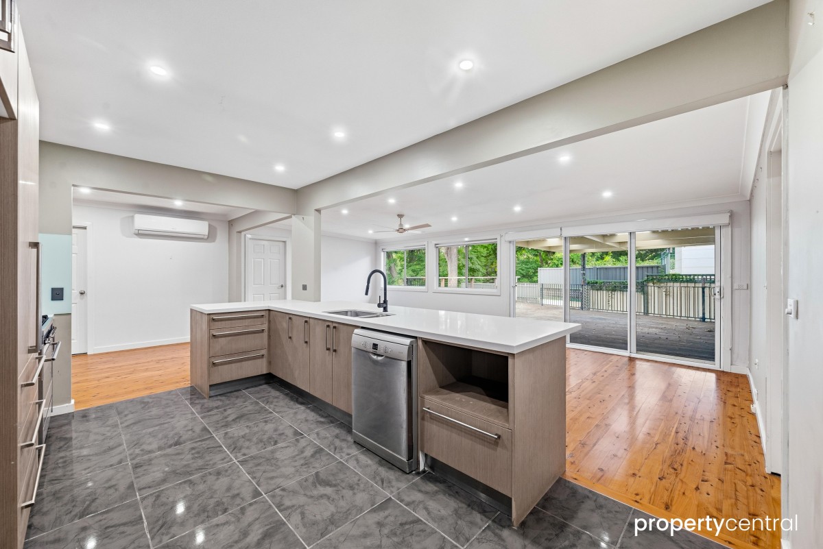 36 Cliffbrook Crescent, Leonay, Leonay - Thumbnail 5